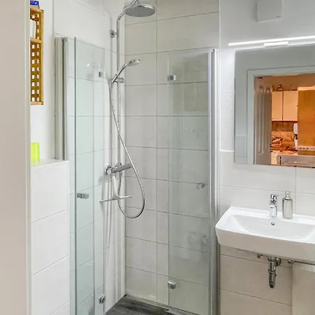 Διαμέρισμα 2 Bedroom Cozy Apartment In Friedrichskoog Spitze *