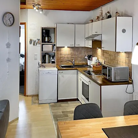 2 Bedroom Cozy Apartment In Friedrichskoog Spitze *